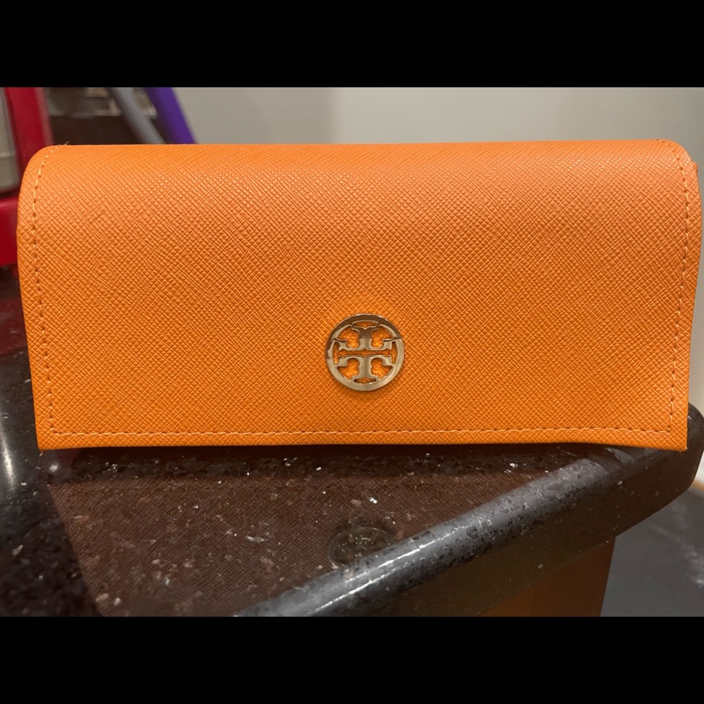 Like new Tory Burch